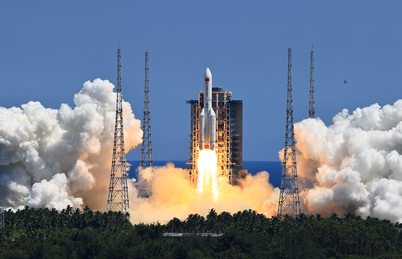 习近平总书记引领高效统筹疫情防控与经济社会发展