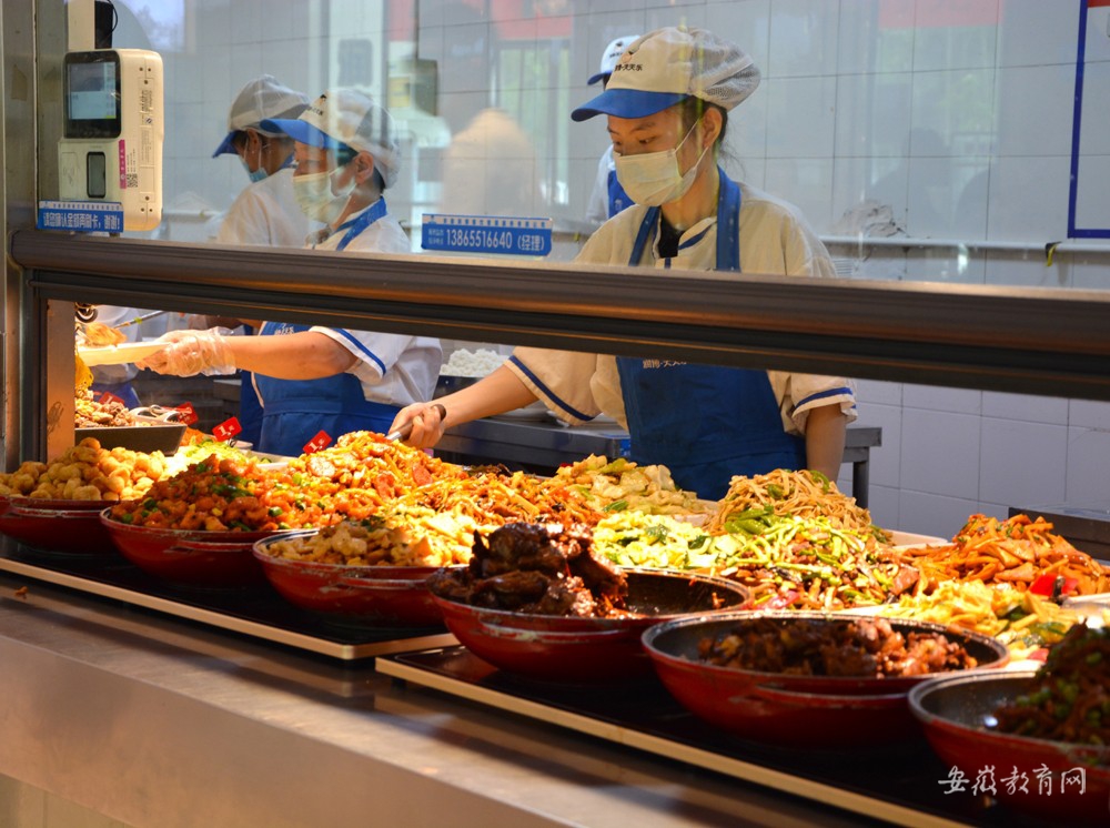 黄山学院后勤用心保障，筑牢疫情防控师生生活服务线